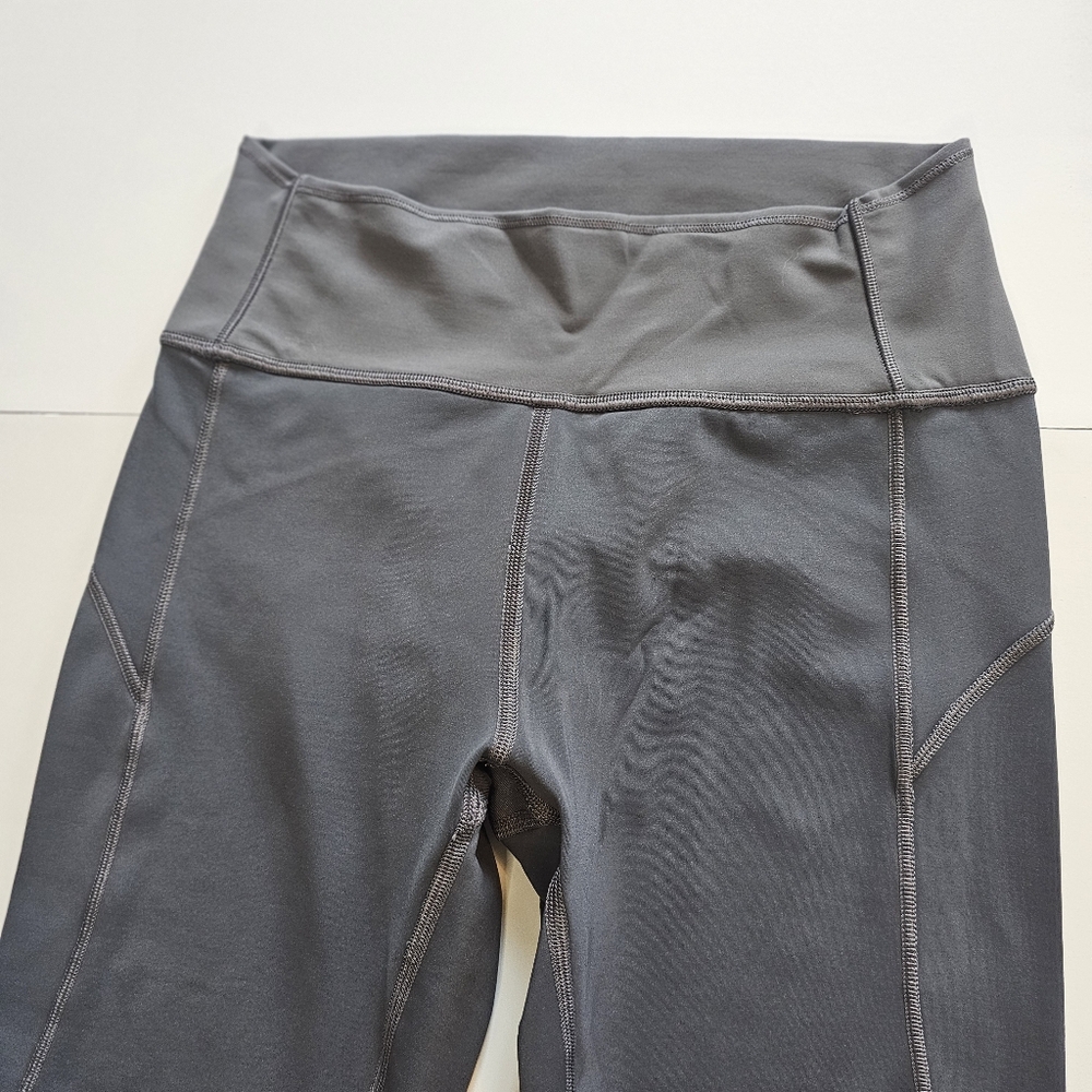 Lululemon In Movement Crop Everlux Leggings Color Dark Shadow Size 6 - Picture 3 of 10